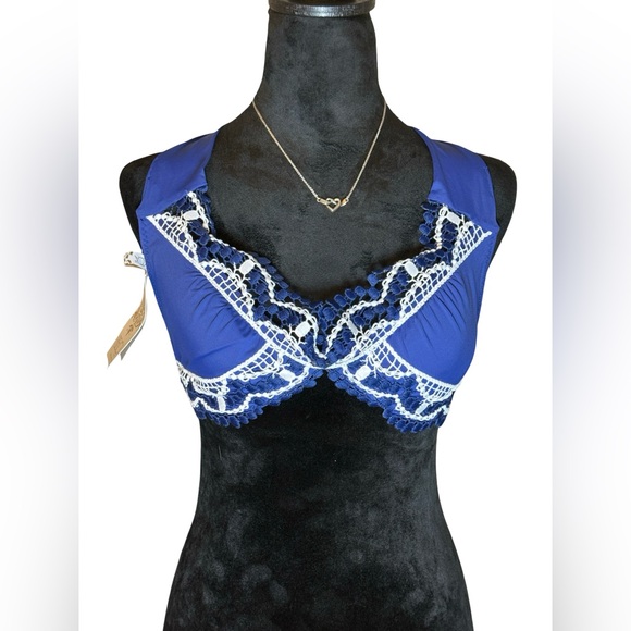 BECCA by Rebecca Virtue Crochet Trim Halter Bikini Top - Size Large NWT - Picture 1 of 5